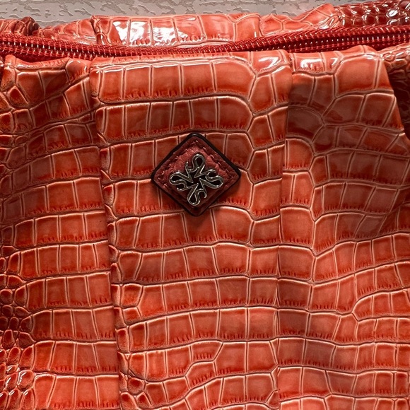 Simply Vera Vera Wang~Salmon~Faux Leather~Clutch~Wristlet~Wallet~Bag - Picture 3 of 7